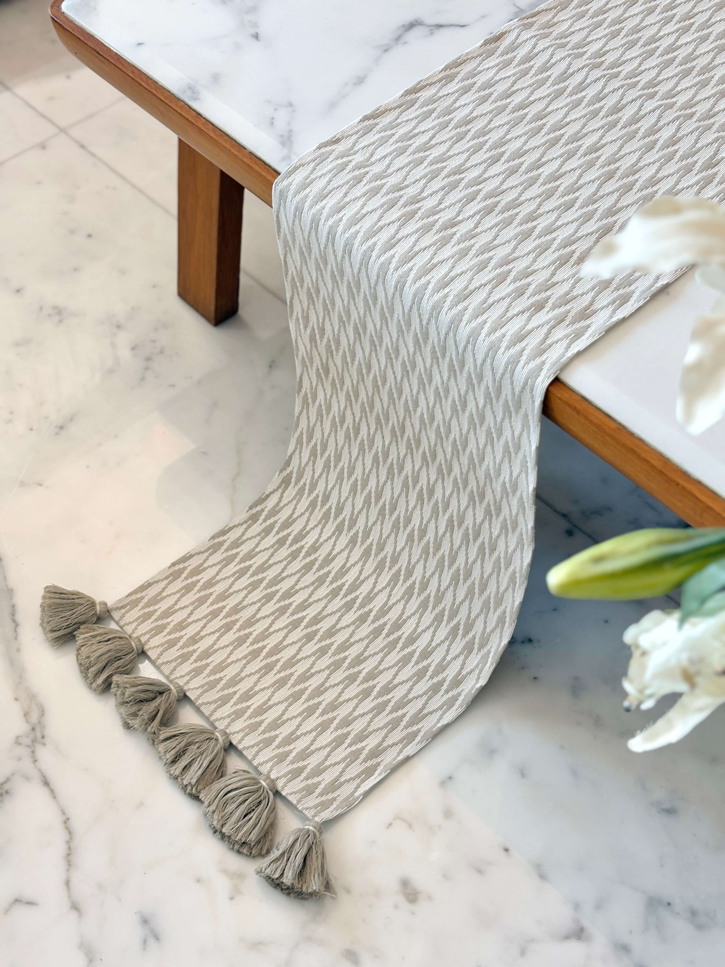 Ekat Weave Tussel Runner