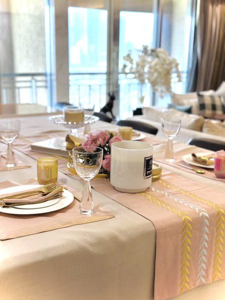 3 line leaf embroidery runner